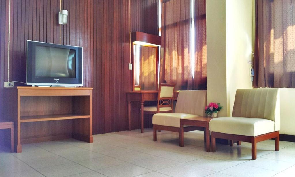 Tapee Hotel สุราษฎร์ธานี ภายนอก รูปภาพ